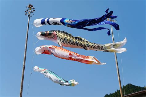 石川県七尾市 天気 - 雲の上の鯉のぼりが見える日